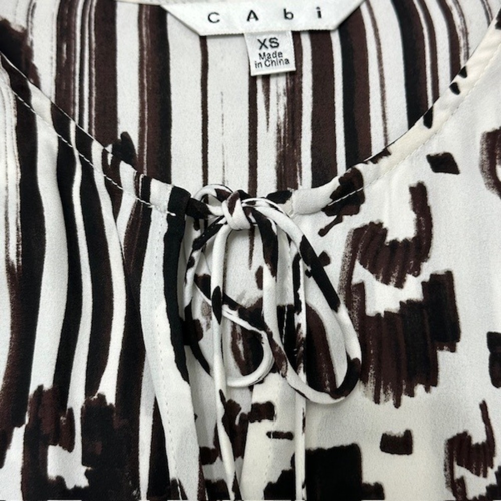 Cabi‎ XS Animal Print Blouse Top Tie Neck Long Sleeve Abstract White Black - Picture 6 of 15